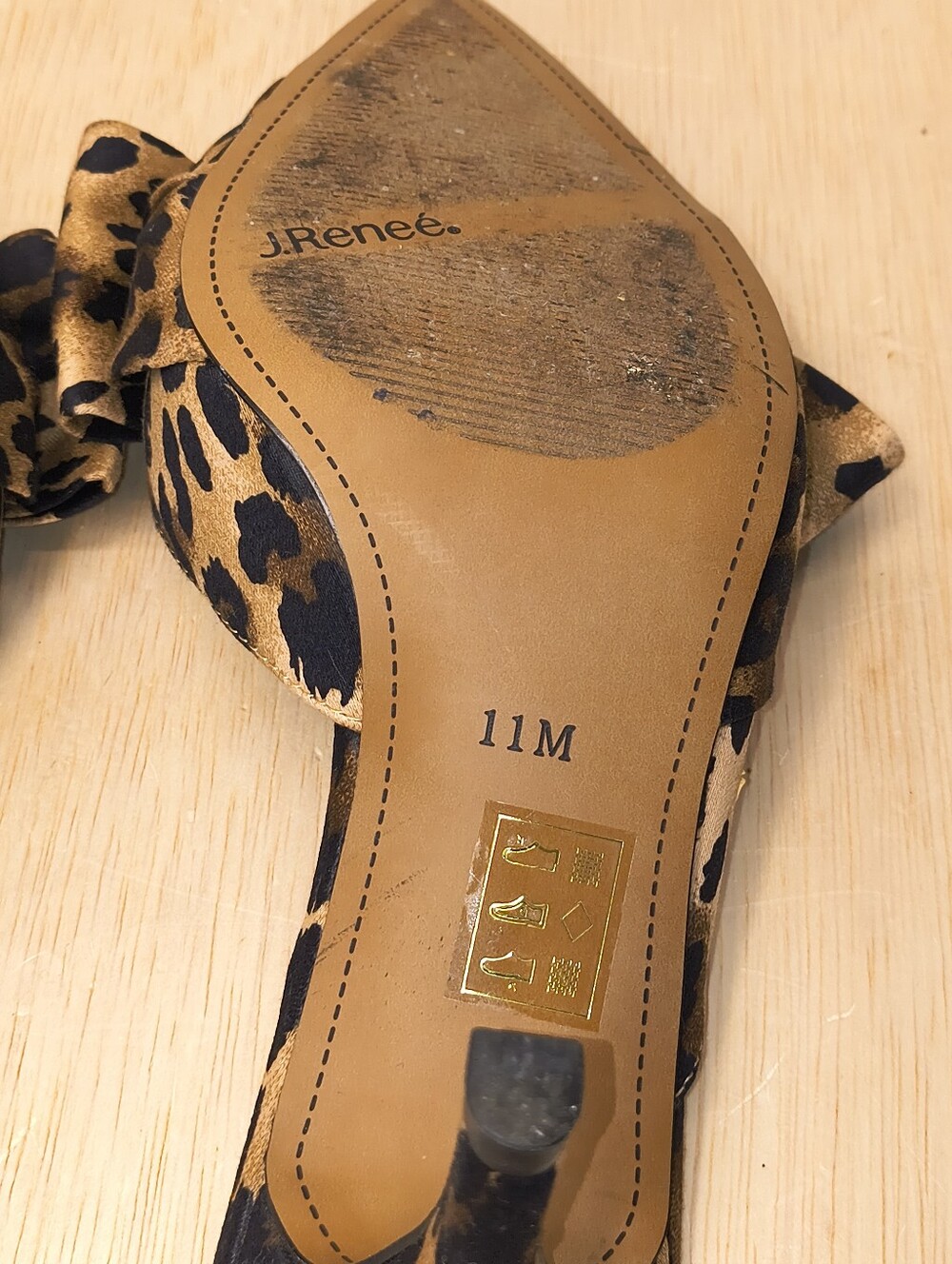 J. Renee Elonna Leopard Print Bow Pointed Toe Kitten Heels Mules Size 11M - Picture 7 of 7